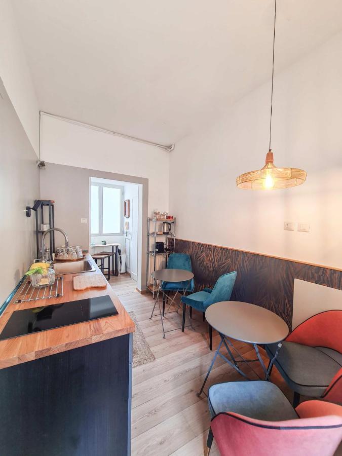 Via Vittoria Quattro Apartamento